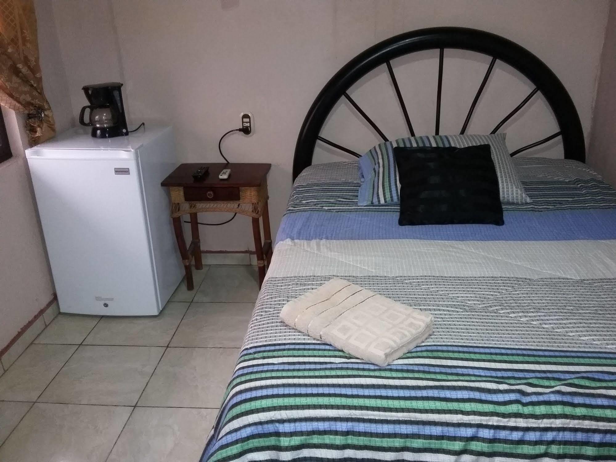 פונטארנס Cabinas Madeleine מראה חיצוני תמונה